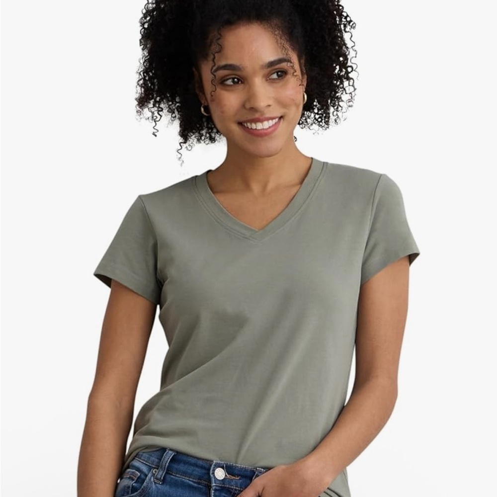 Indigo Olive Short Sleeve V-Neck Tee NWOT